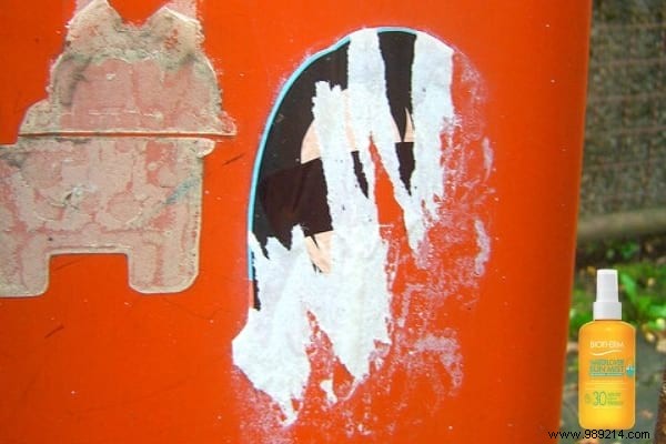 9 Proven Ways to Reuse Leftover Sunscreen: Time-Tested Household Hacks