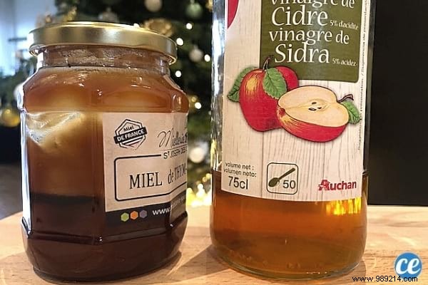 4 Proven Honey Remedies to Restore Dry, Damaged Hair Naturally