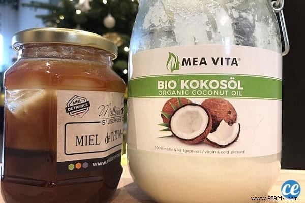 4 Proven Honey Remedies to Restore Dry, Damaged Hair Naturally