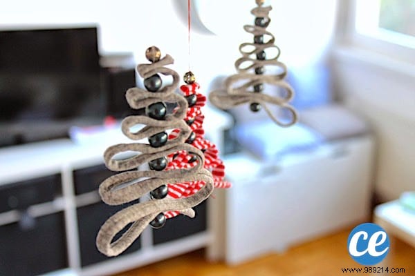 DIY Christmas Hanging Tree Ornament: Craft It in 5 Minutes