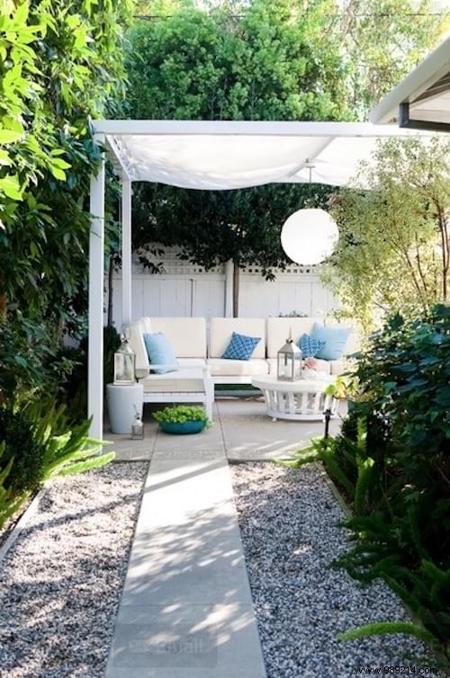 20 Expert Tips to Transform Your Small Garden and Make It Feel Larger