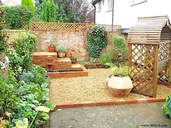 20 Expert Tips to Transform Your Small Garden and Make It Feel Larger