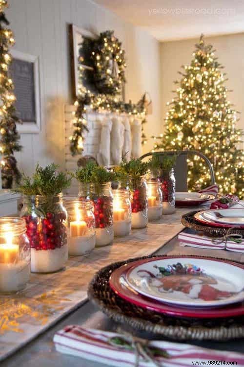 65 Easy and Budget-Friendly Christmas Table Decoration Ideas