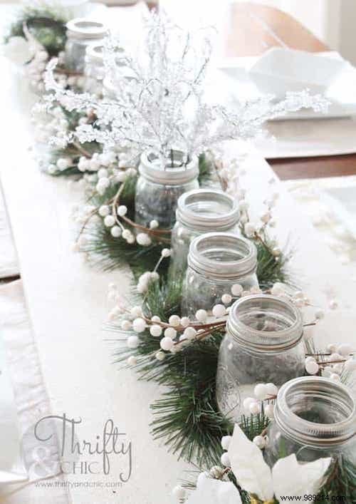 65 Easy and Budget-Friendly Christmas Table Decoration Ideas
