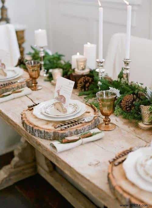 65 Easy and Budget-Friendly Christmas Table Decoration Ideas