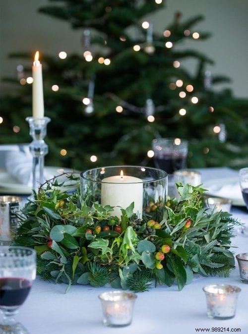 65 Easy and Budget-Friendly Christmas Table Decoration Ideas