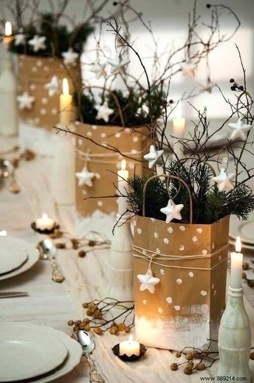 65 Easy and Budget-Friendly Christmas Table Decoration Ideas