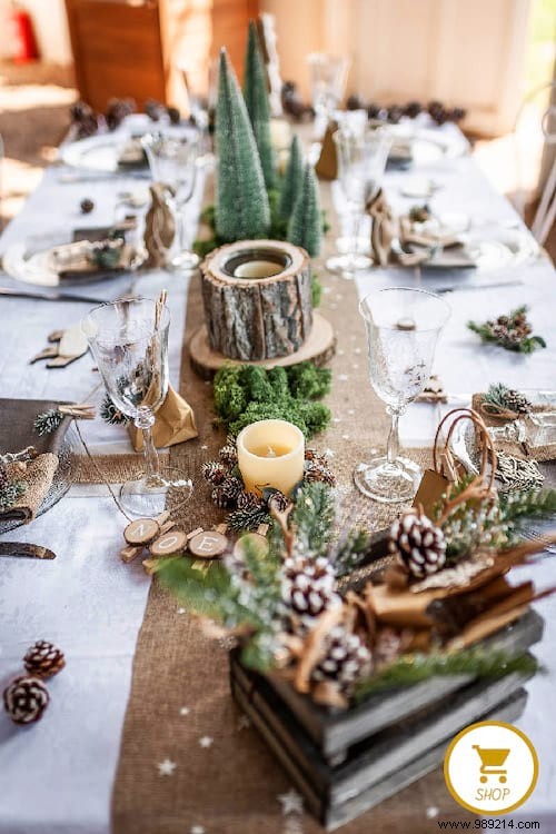 65 Easy and Budget-Friendly Christmas Table Decoration Ideas