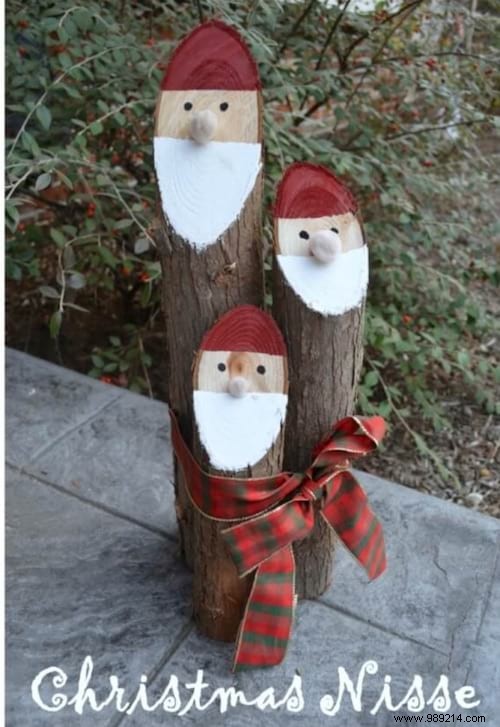 39 Budget-Friendly and Easy DIY Outdoor Christmas Decoration Ideas