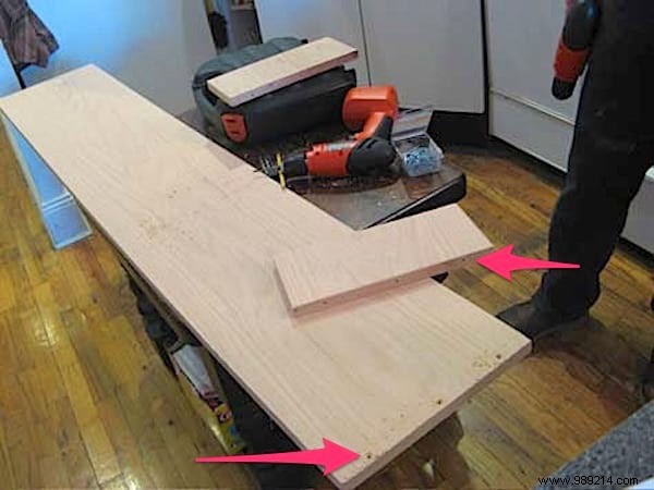 Build a Space-Saving Minimalist Wooden Desk: Easy DIY Guide with Built-In Storage
