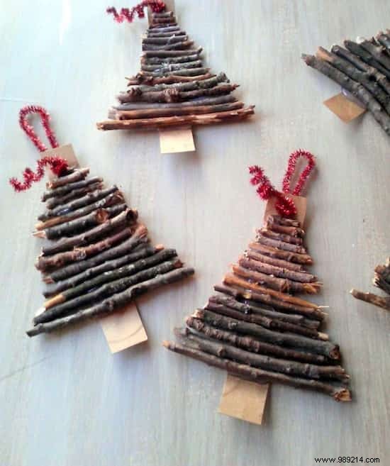 30 Creative Ways to Upcycle Everyday Items into Stunning Christmas Decorations