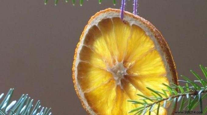 Scent Your Living Room with Natural Dried Orange Christmas Decorations: Easy DIY Guide
