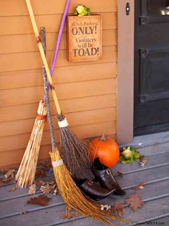 24 Easy DIY Halloween Decoration Ideas for a Spooktacular Home