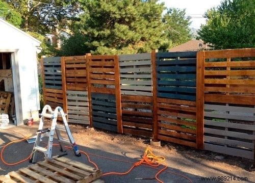Build a Free DIY Pallet Fence: 4 Simple Steps from an Experienced Gardener