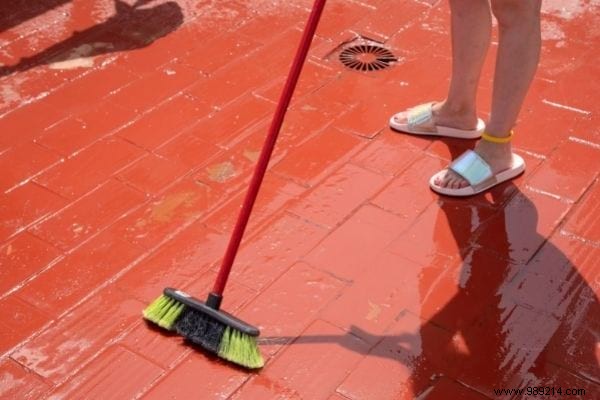 8 Practical Ways to Use Rainwater and Cut Your Water Bill