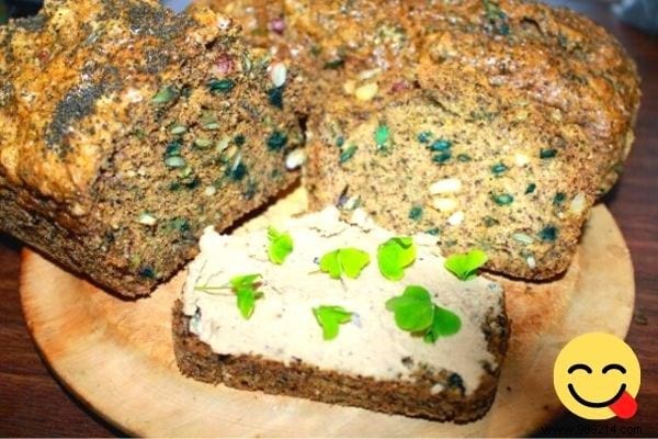 5 Proven Natural Ways to Eliminate Oxalis (Wood Sorrel) from Your Garden