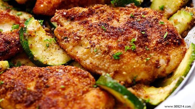 Crispy Chicken Parmesan with Garlic Parmesan Zucchini: Easy 30-Minute One-Pan Recipe