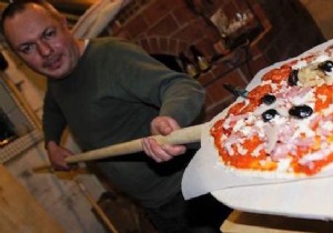 Transform Your Home Oven into a Pro Pizza Oven in Minutes: Foolproof Hack for Crispy Results