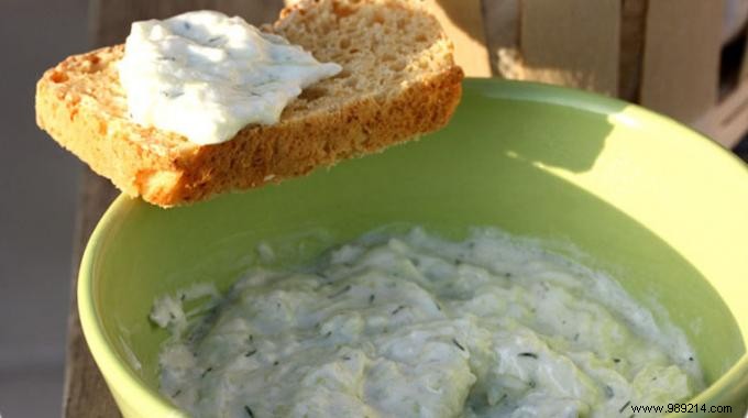 Authentic Tzatziki Recipe: Fresh, Healthy Greek Yogurt Dip