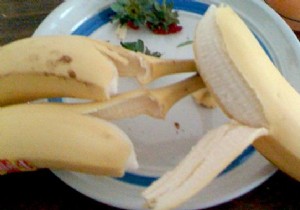 The Monkey Trick: Peel Bananas Effortlessly from the Bottom