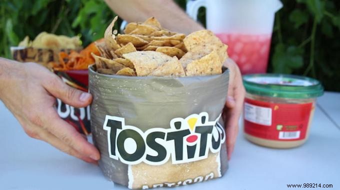 Pro Tip: Turn Your Crisps Packet into a Self-Standing Bowl in Seconds