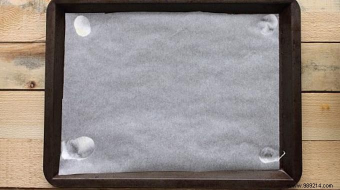 3 Proven Kitchen Hacks to Replace Parchment Paper and Save Money