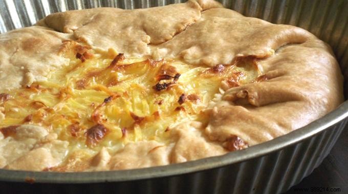 Easy Budget-Friendly Potato and Ham Pie Recipe for 4