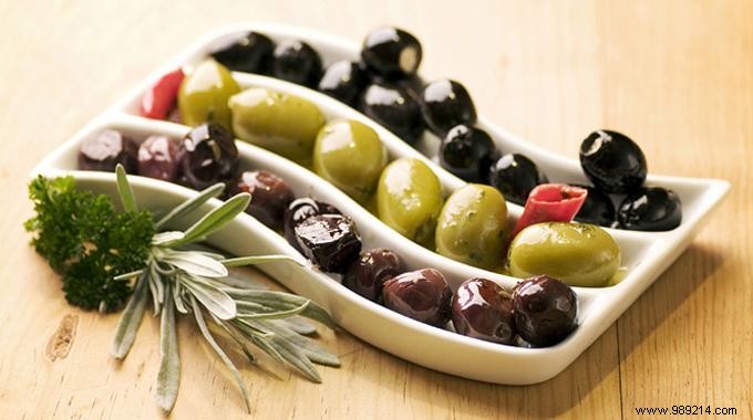 How to Store Green and Black Olives: 2 Proven Methods for Long-Lasting Freshness