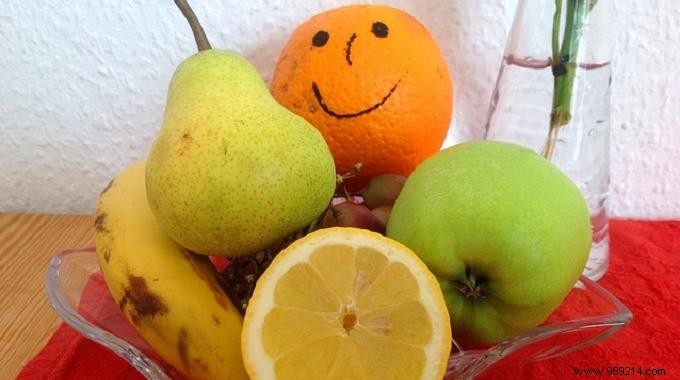 Simple Lemon Trick: Keep Fruits Fresh Longer Without Refrigeration