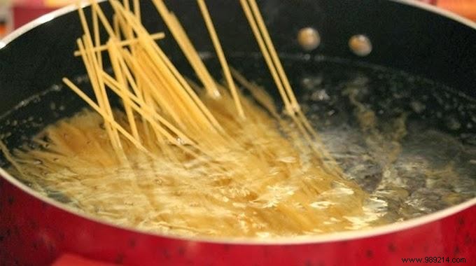 Prevent Sticky Pasta Forever: The Proven Olive Oil Trick
