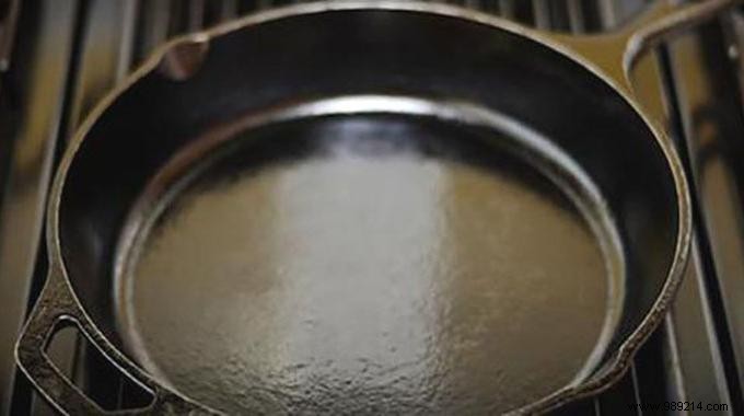 10 Proven Benefits of Cooking with a Cast Iron Skillet