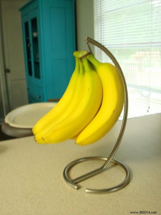 How to Store Bananas to Keep Them Fresh Longer: 3 Proven Tips