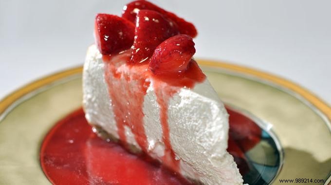 Easy Cottage Cheese Cake Recipe: Moist, Budget-Friendly Dessert for the Family
