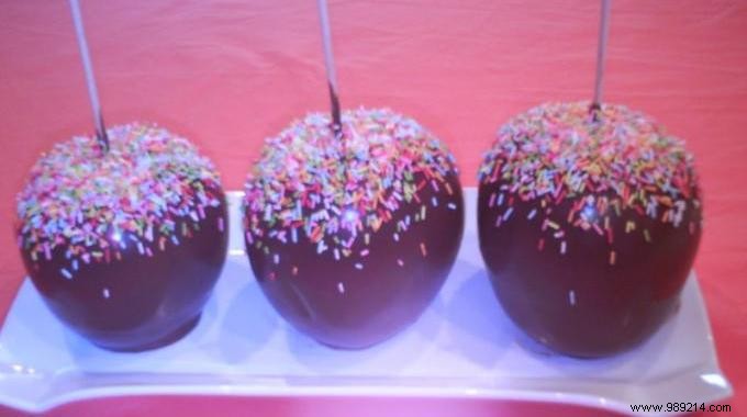 Easy Chocolate-Dipped Apples: A 15-Minute Valentine s Treat for Two