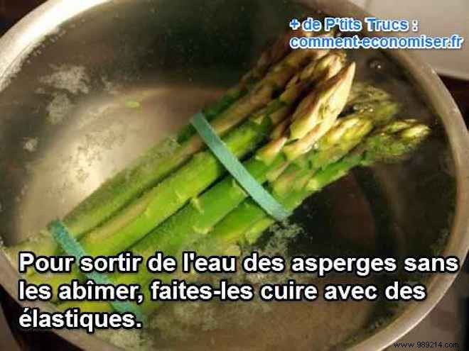 The Genius Trick for Cooking Asparagus Without Breaking a Single Spear