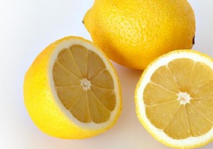 The Pro Way to Cut a Lemon: Get 3x More Juice Every Time