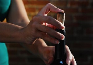 Expert Trick: Easily Re-Cork an Opened Bottle of Wine in Minutes