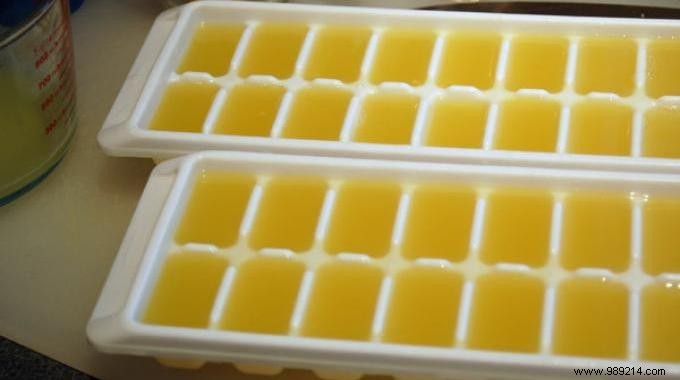 How to Store Lemon Juice Longer: Freeze It in Ice Cube Trays