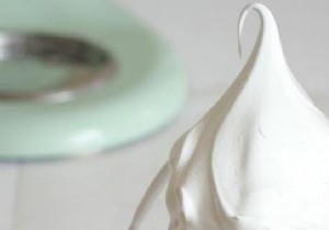 How to Whip Egg Whites by Hand Effortlessly: The Proven Lemon Juice Trick