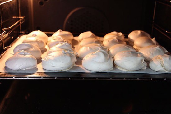 Aquafaba Magic: Whip Chickpea Brine into Fluffy Vegan Meringues