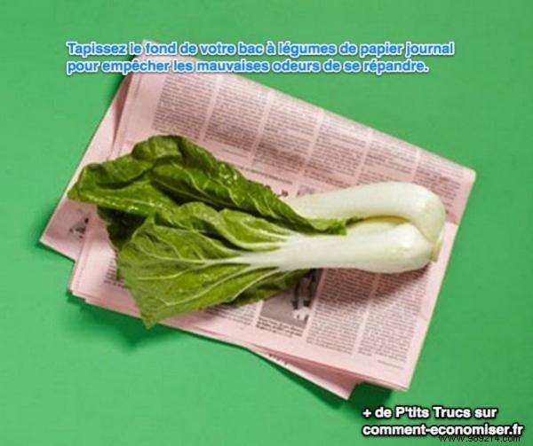 Eliminate Crisper Drawer Odors: Line Your Fridge with Newspaper