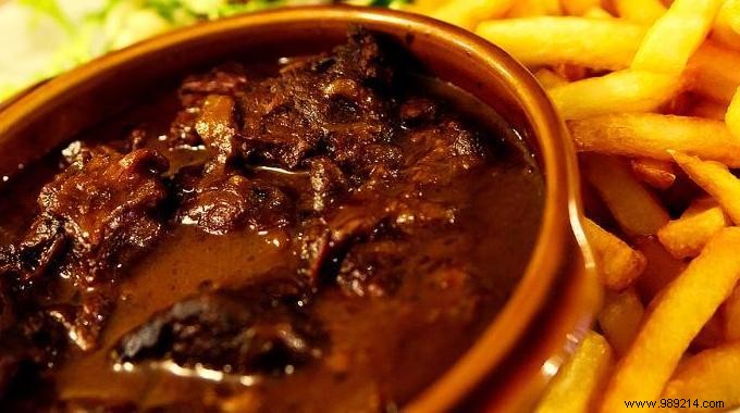 Authentic Carbonade Flamande: My Budget-Friendly Belgian Beef Stew Recipe from Bruges