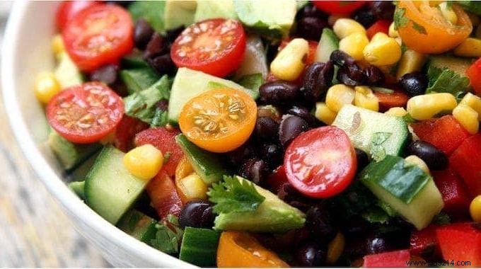 Easy Cucumber Black Bean Salad: Fresh, Filling, and Under 300 Calories