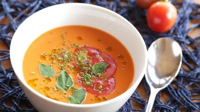 Quick 15-Minute Tomato and Pepper Gazpacho: My Trusted Homemade Recipe