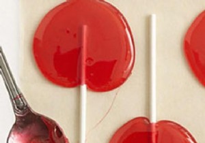 Easy Homemade Strawberry Lollipops: Dye-Free Recipe Kids Love