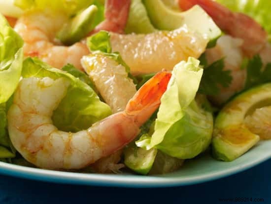 12 Hearty Salad Recipes Under 400 Calories to Satisfy Even the Biggest Appetites