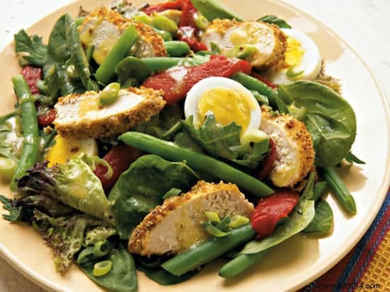 12 Hearty Salad Recipes Under 400 Calories to Satisfy Even the Biggest Appetites