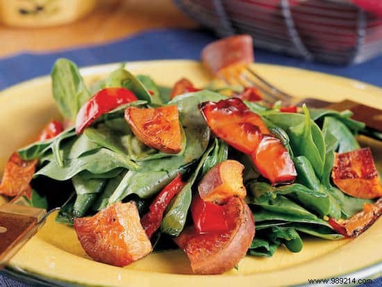12 Hearty Salad Recipes Under 400 Calories to Satisfy Even the Biggest Appetites
