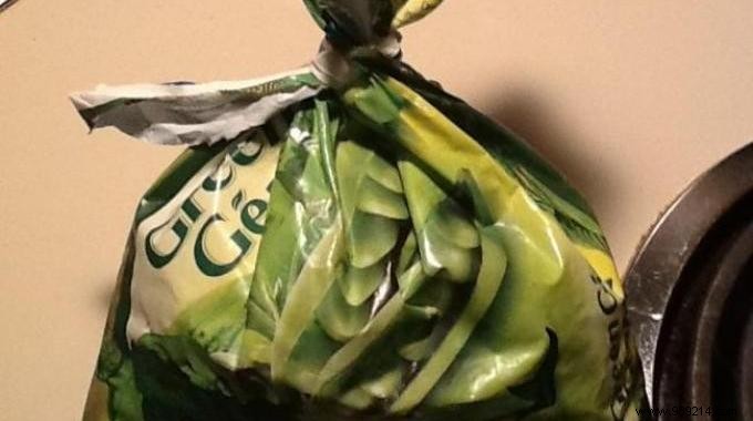 Easy Hack: Reseal Frozen Vegetable Bags Without Clips