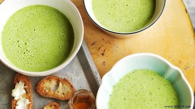 Grandma s Authentic Wild Garlic Soup Recipe: Easy, Healthy & Delicious